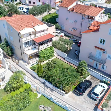 Apartmani Leana Vodice Exterior photo