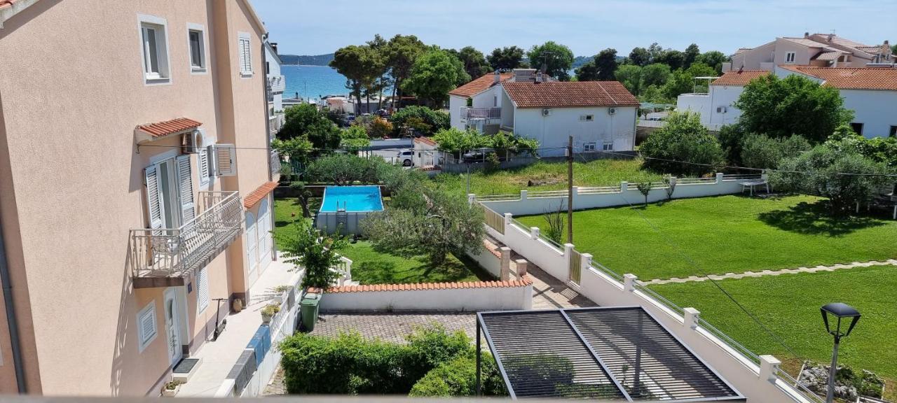 Leana * Vodice